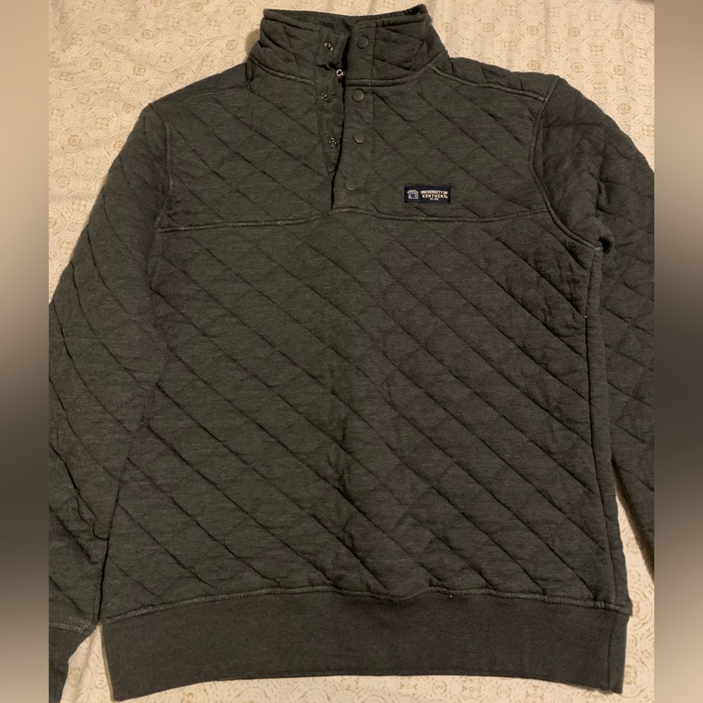 University of KY 1/2 button quilted pullover, size small